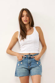 גופיית בלה עם כפתורים לבנה