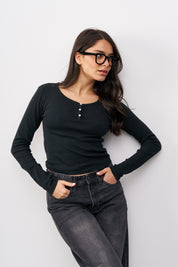 חולצת בייסיק מור שחור