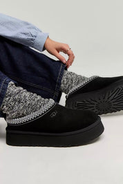 UGG II כפכפי טאז שחור