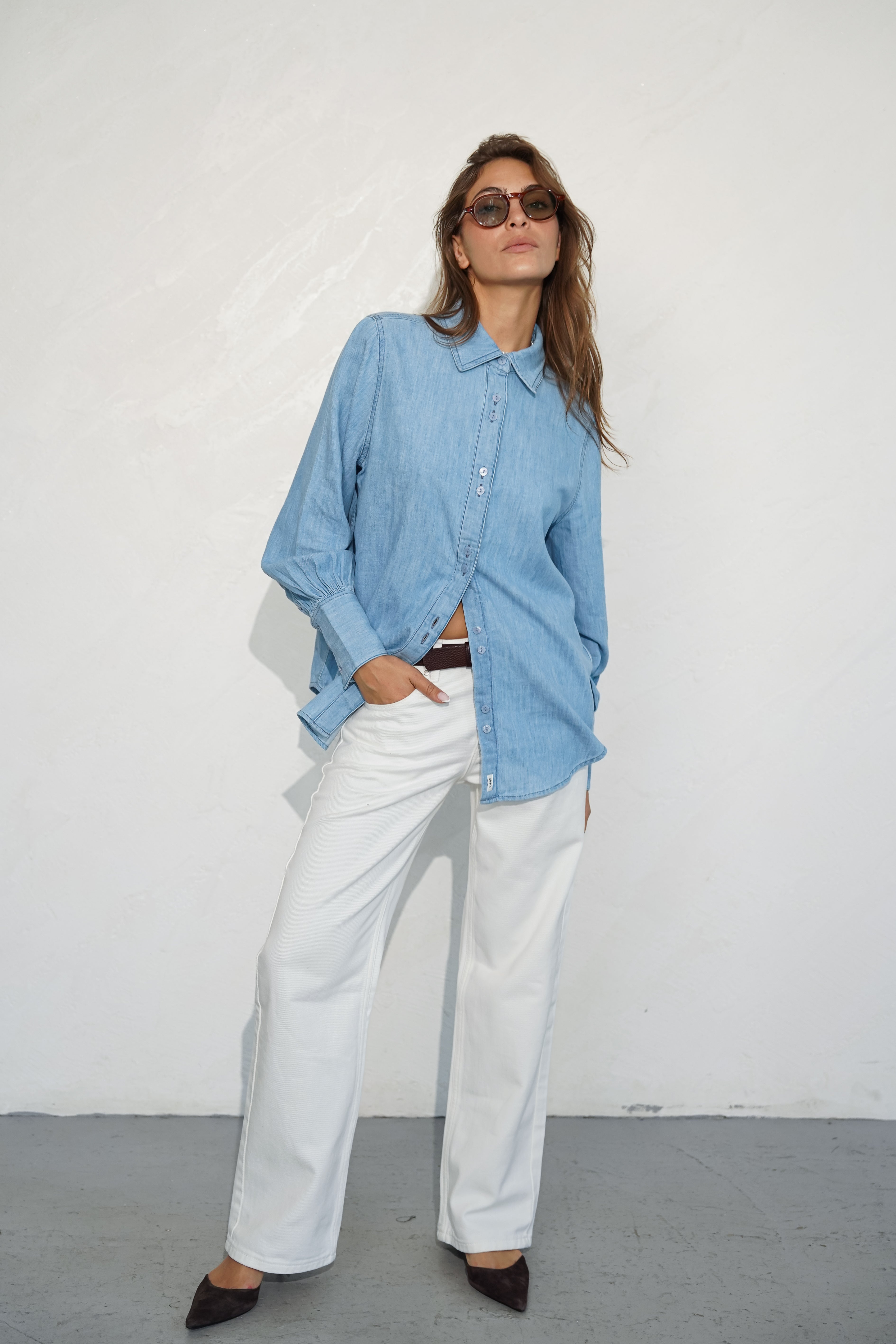 חולצת ג’ינס עם שרוולי בלון LEE