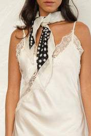 מטפחת קלאסית איטלקית שחורה