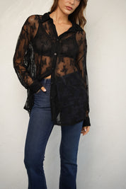 חולצה מכופתרת תחרה לומינה שחורה