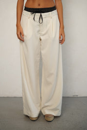 מכנס לומינה מחויט בוקסר בז