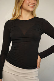 חולצת ניקי רומי שחורה