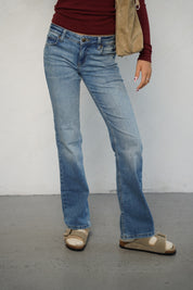 LEE ג׳ינס JESSICA RISING SIGN