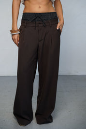 מכנס לומינה מחויט בוקסר חום