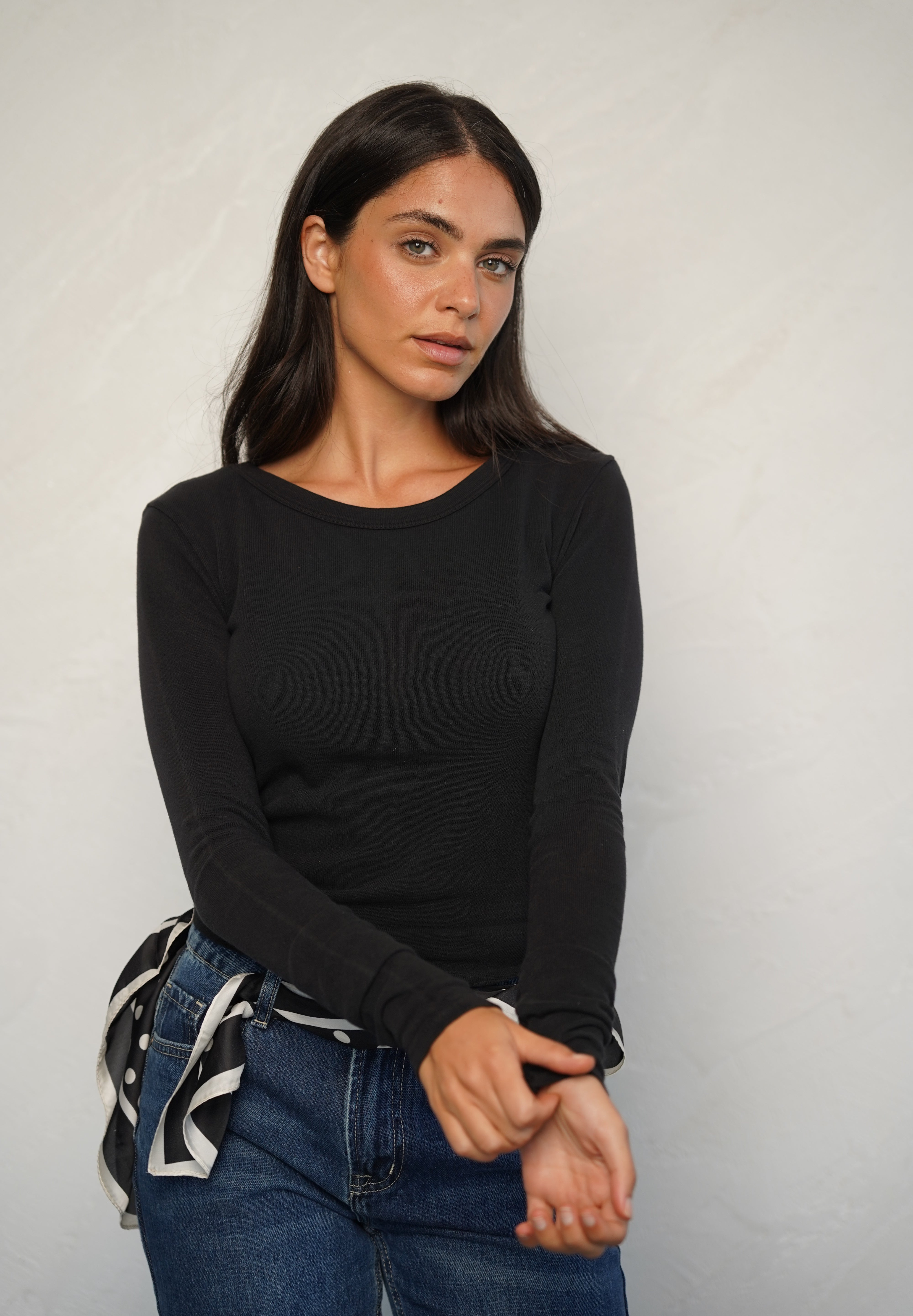 חולצת ניקי כותנה נועם שחורה