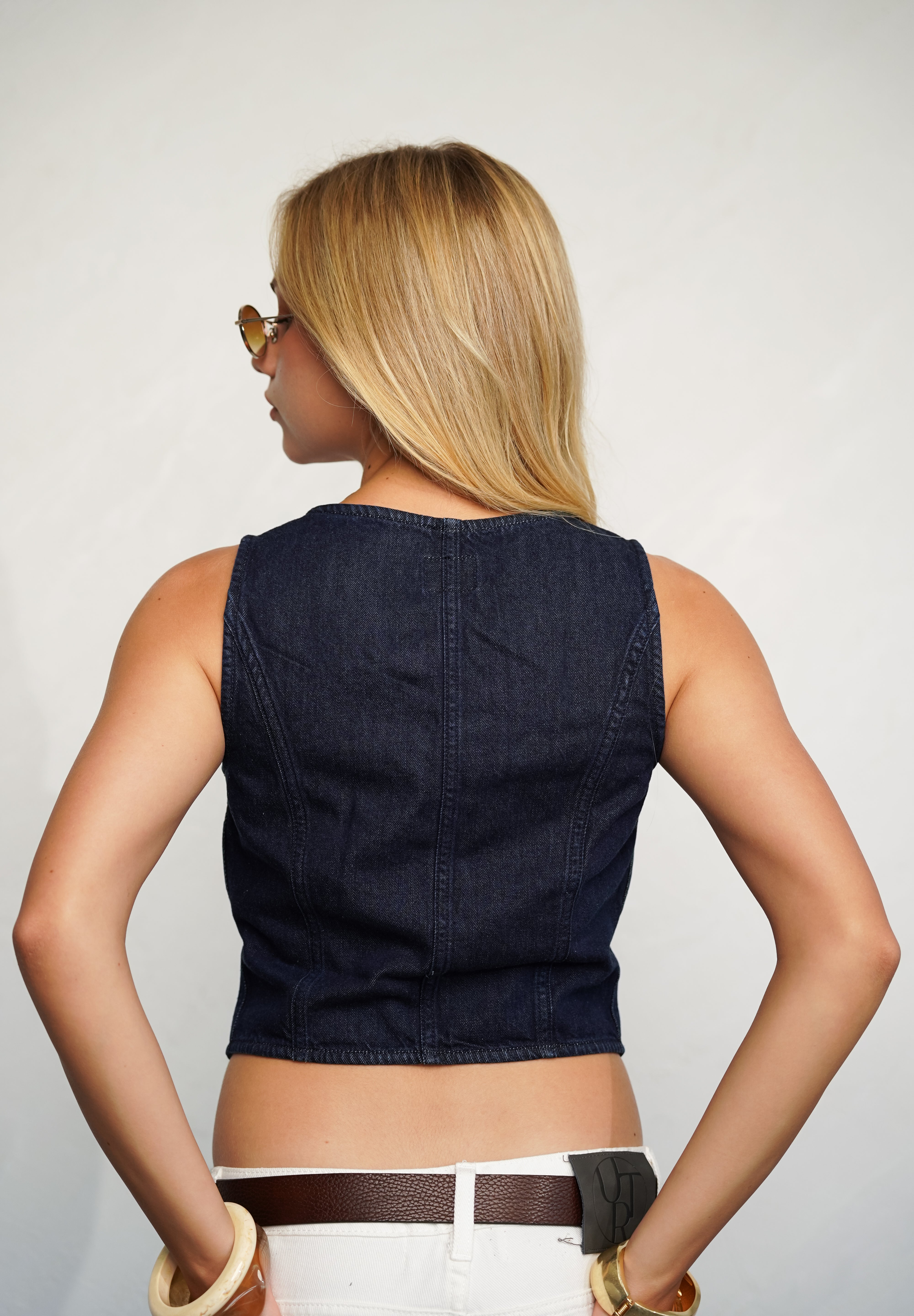 LEE וסט מחויט בגזרת צמודה