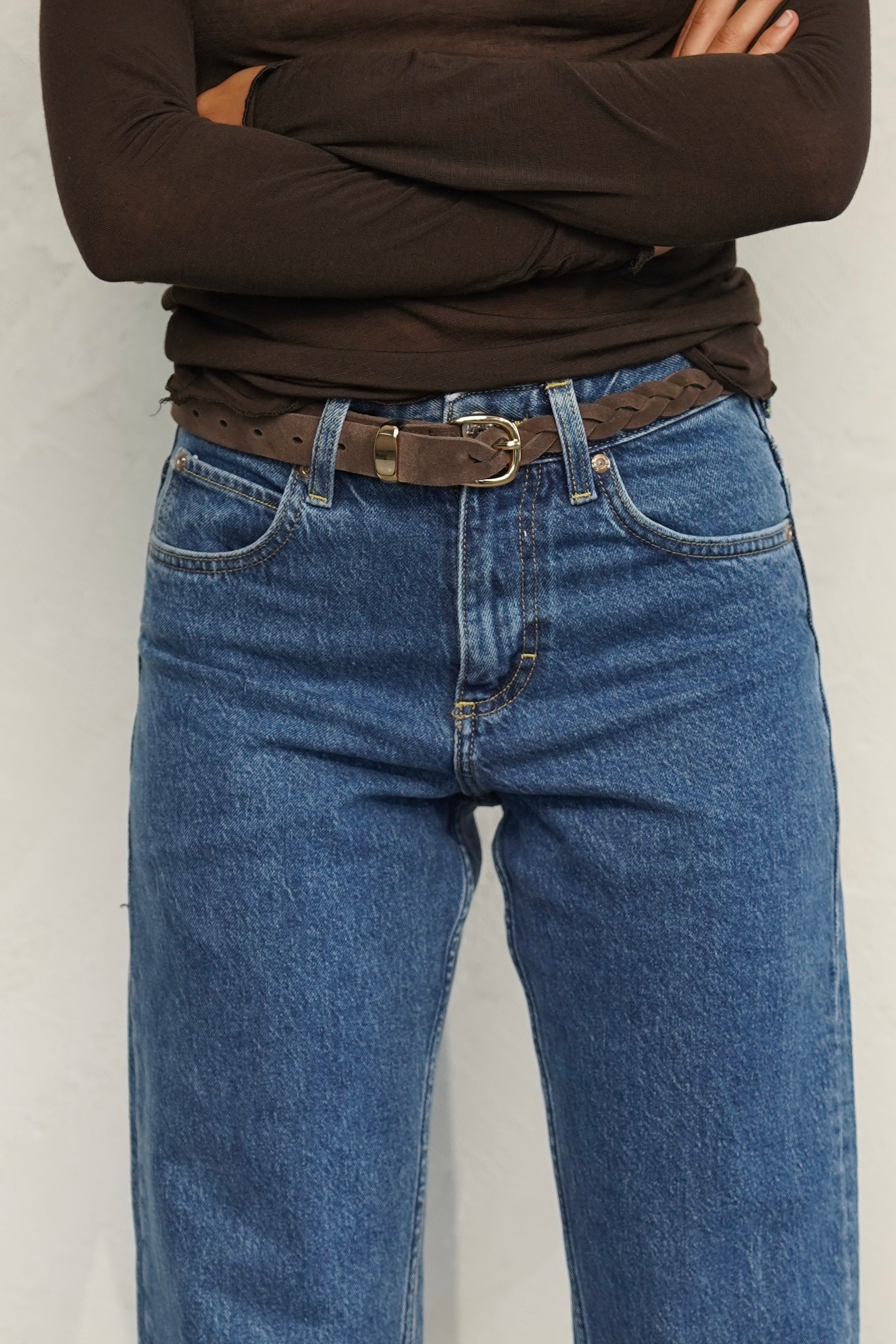 חגורת עור קלועה חומה