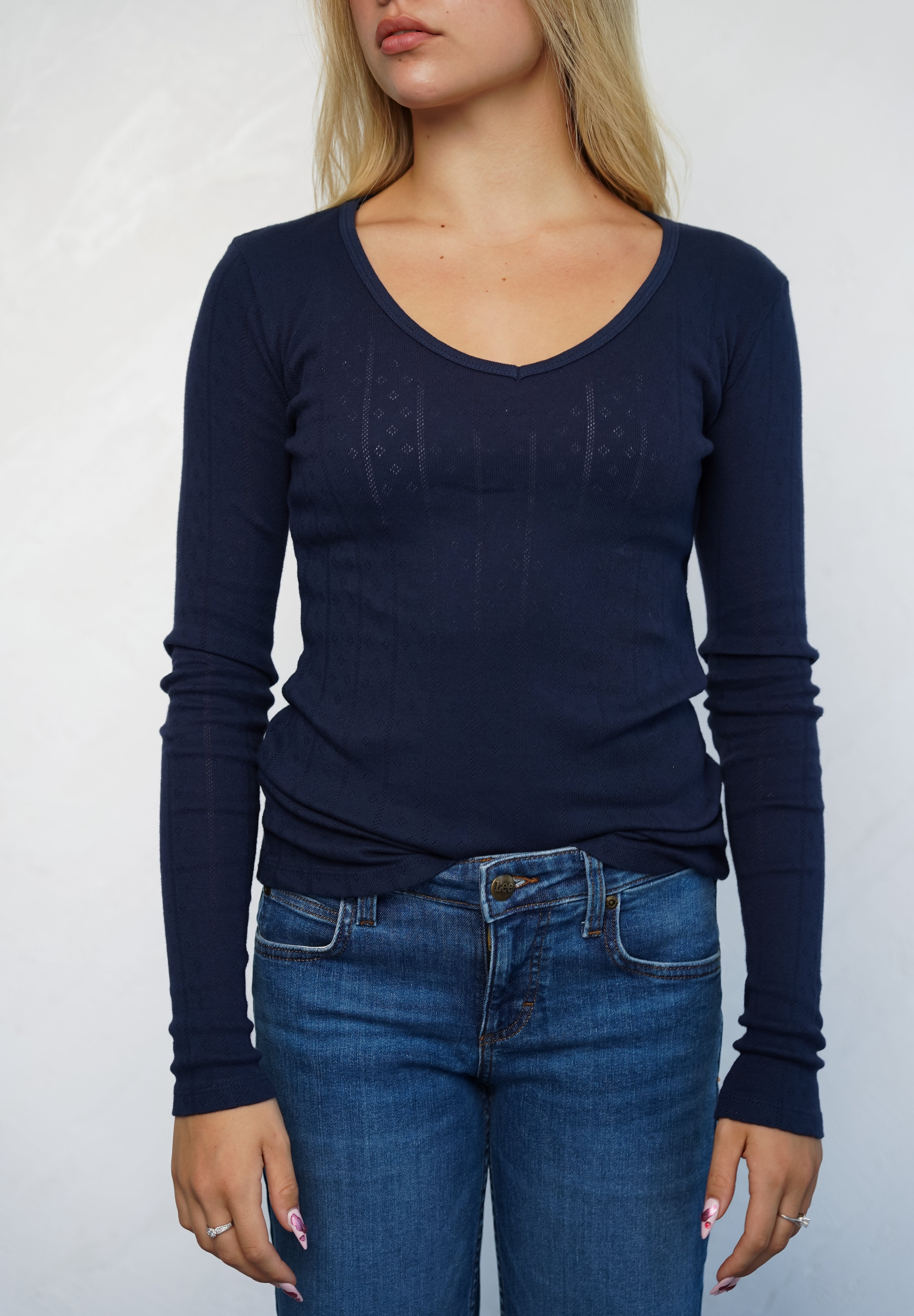 חולצת בלה שרוול ארוך וי כחול