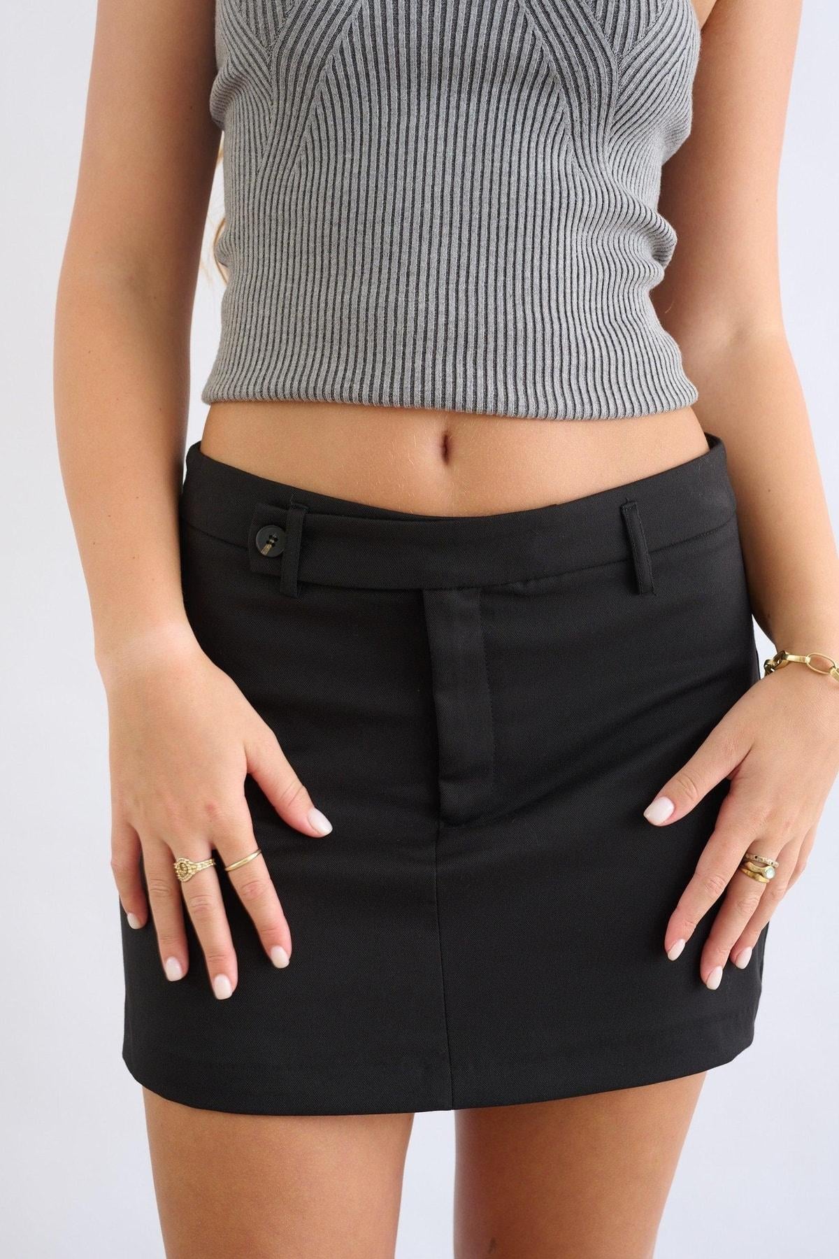 חצאית מכנס ליז שחור