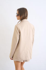 ג'קט מחויט ליז בז