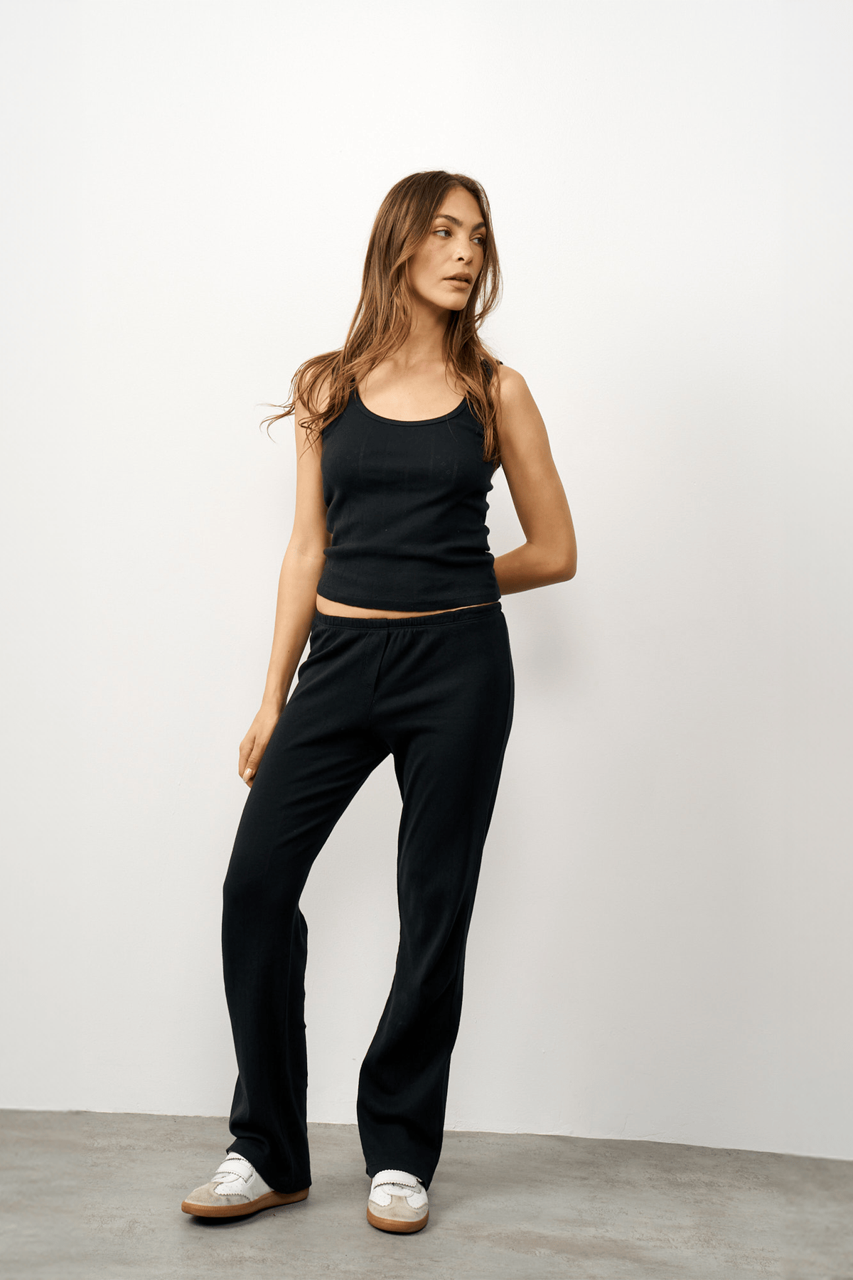 מכנסי בלה שחור