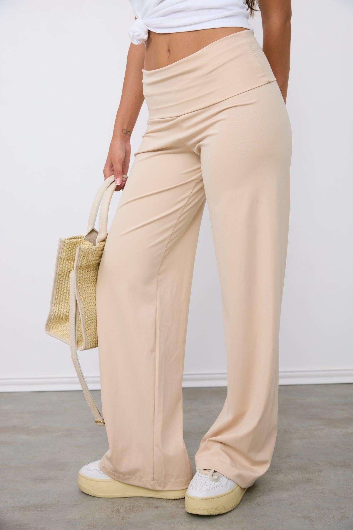 טייץ ברנדי בז