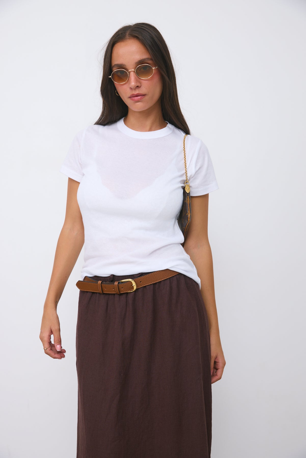 חולצת ניקי מוס לבנה