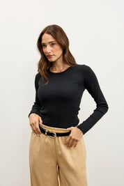 חולצת ריב ניקי שחור