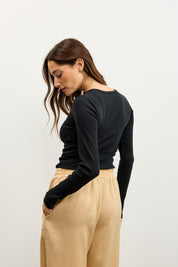 חולצת ריב ניקי שחור
