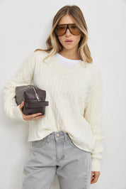 סריג וי ג׳וליה שמנת