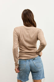 סריג ניקי ריב מוקה