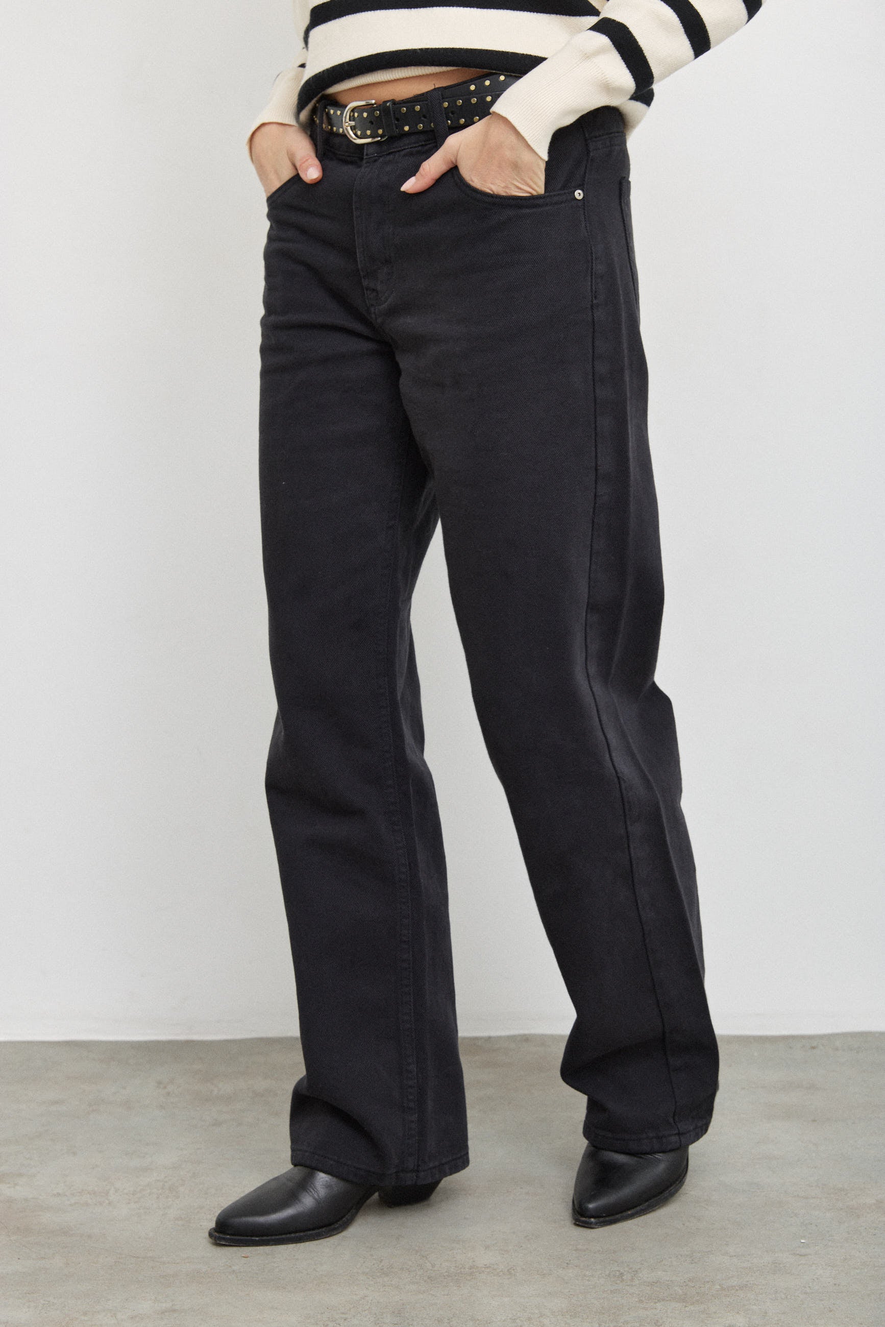 UTR ג׳ינס LATITE CROW BLACK שחור