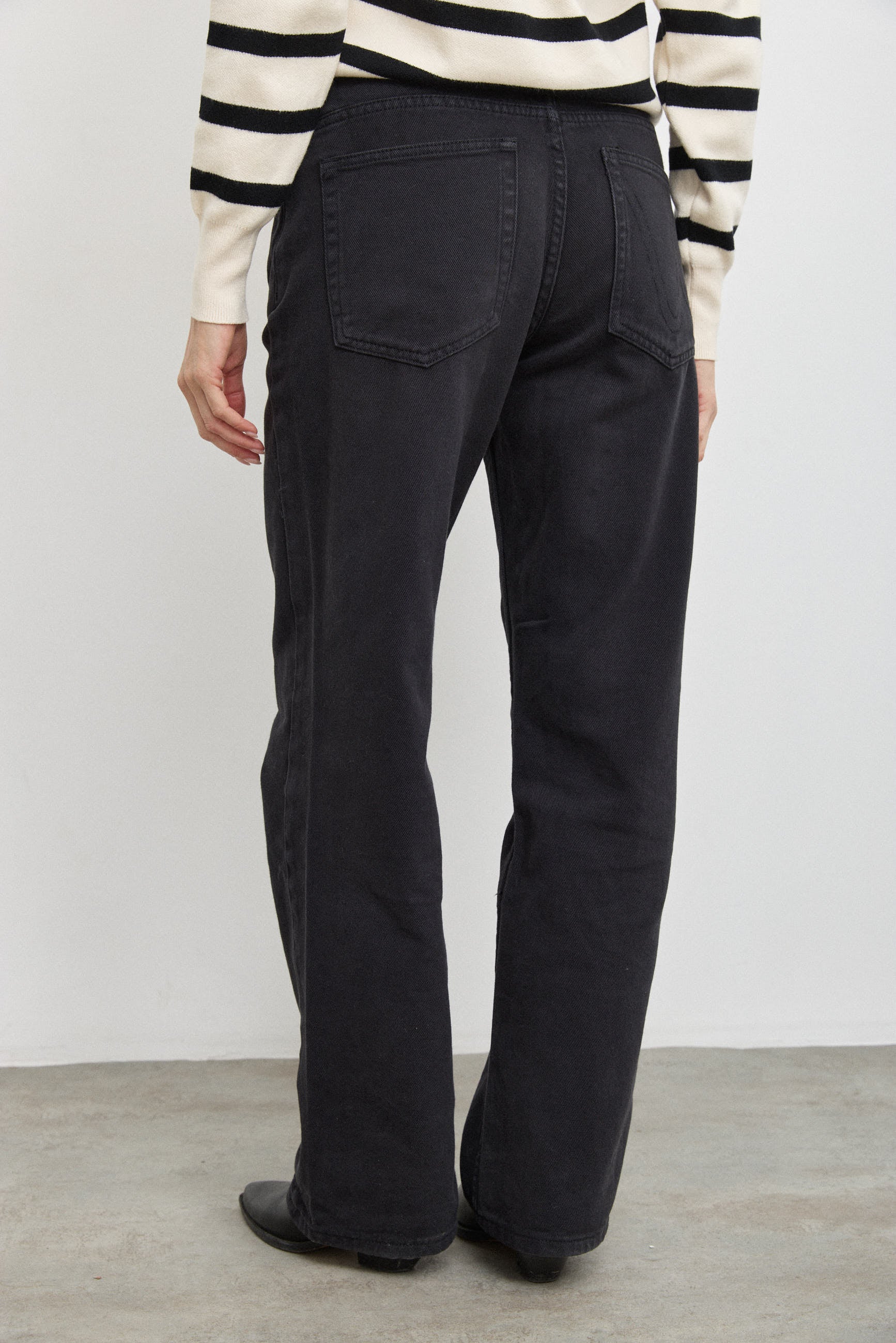 UTR ג׳ינס LATITE CROW BLACK שחור