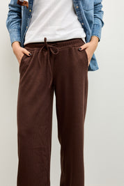 מכנסי טרנינג סריג חום