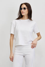 טישירט בייסיק ברנדי לבן