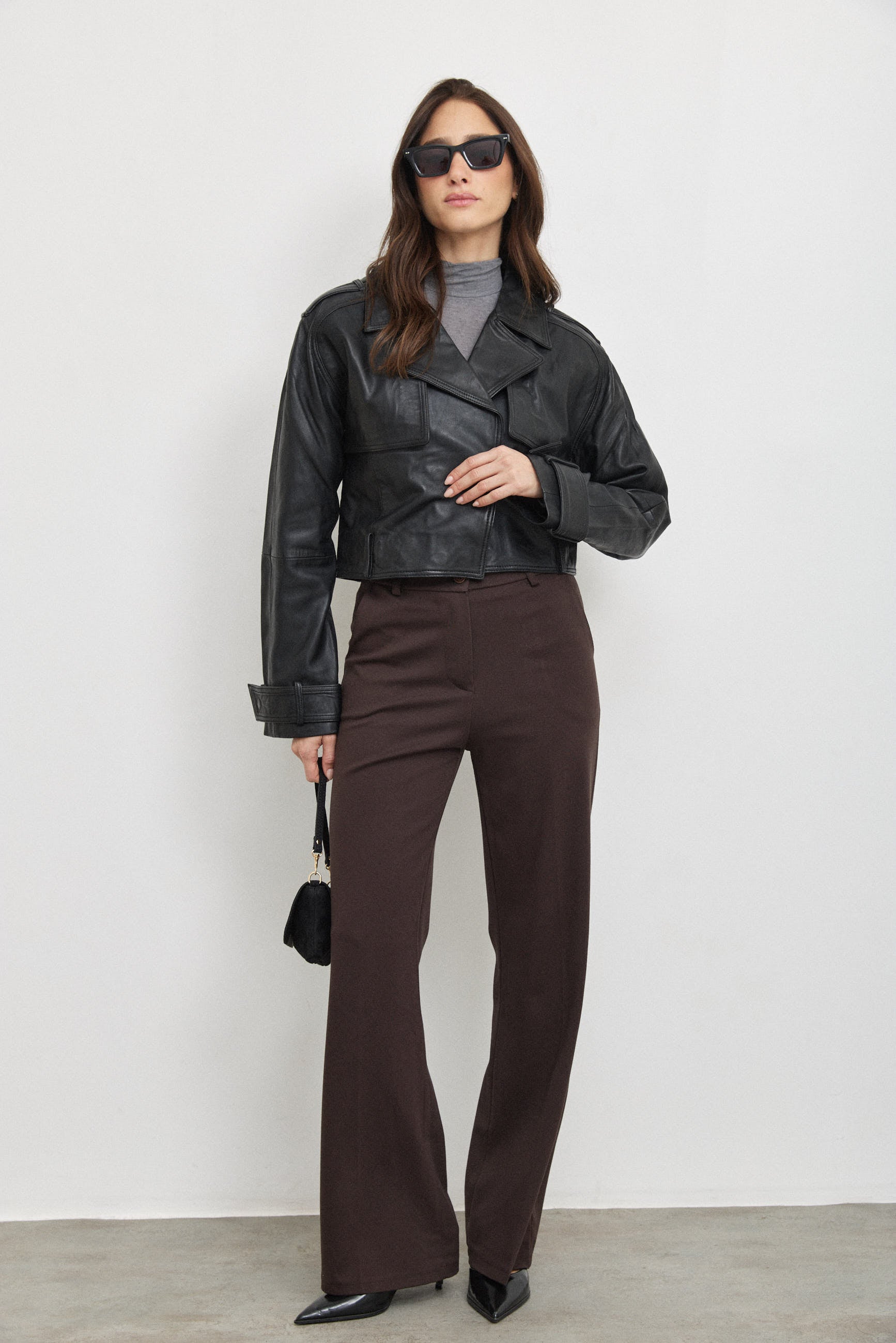 מכנסיים מחויטים רומא חום