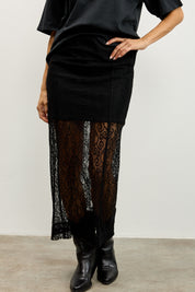 חצאית נואר לומינה שחורה