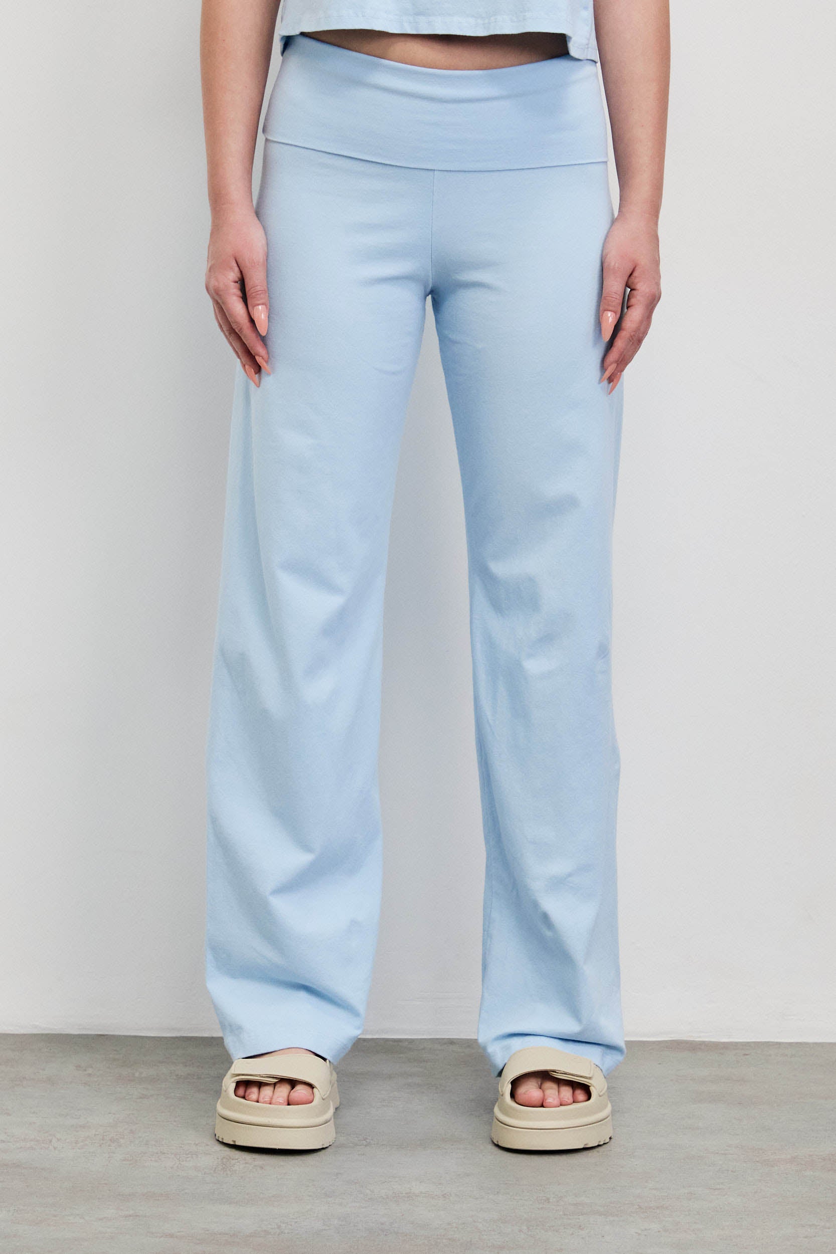 מכנסי ברנדי תכלת