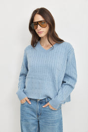 סריג וי ג׳וליה תכלת