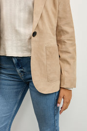 מעיל עור בז׳ NOIAN SUEDE BLAZER