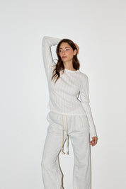 חולצת בייסיק ניקי בלה לבן