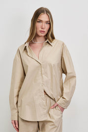 מכופתרת כותנה אוברסייז בז