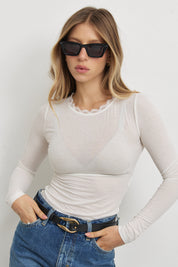 חולצת ניקי תחרה קשמיר לבנה