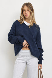 סריג וי ג׳וליה כחול