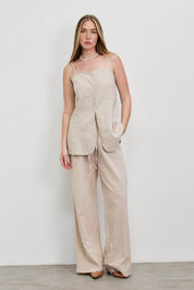 מכנסי פשתן בז׳