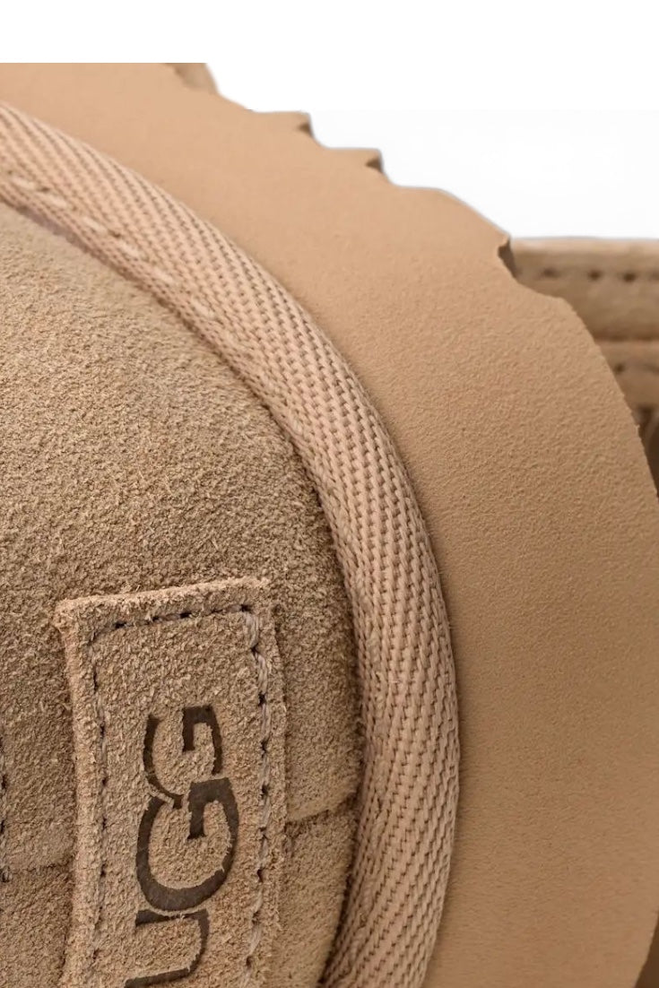 כפכפי UGG GOLDENSTAR HI CUT OUT סנד