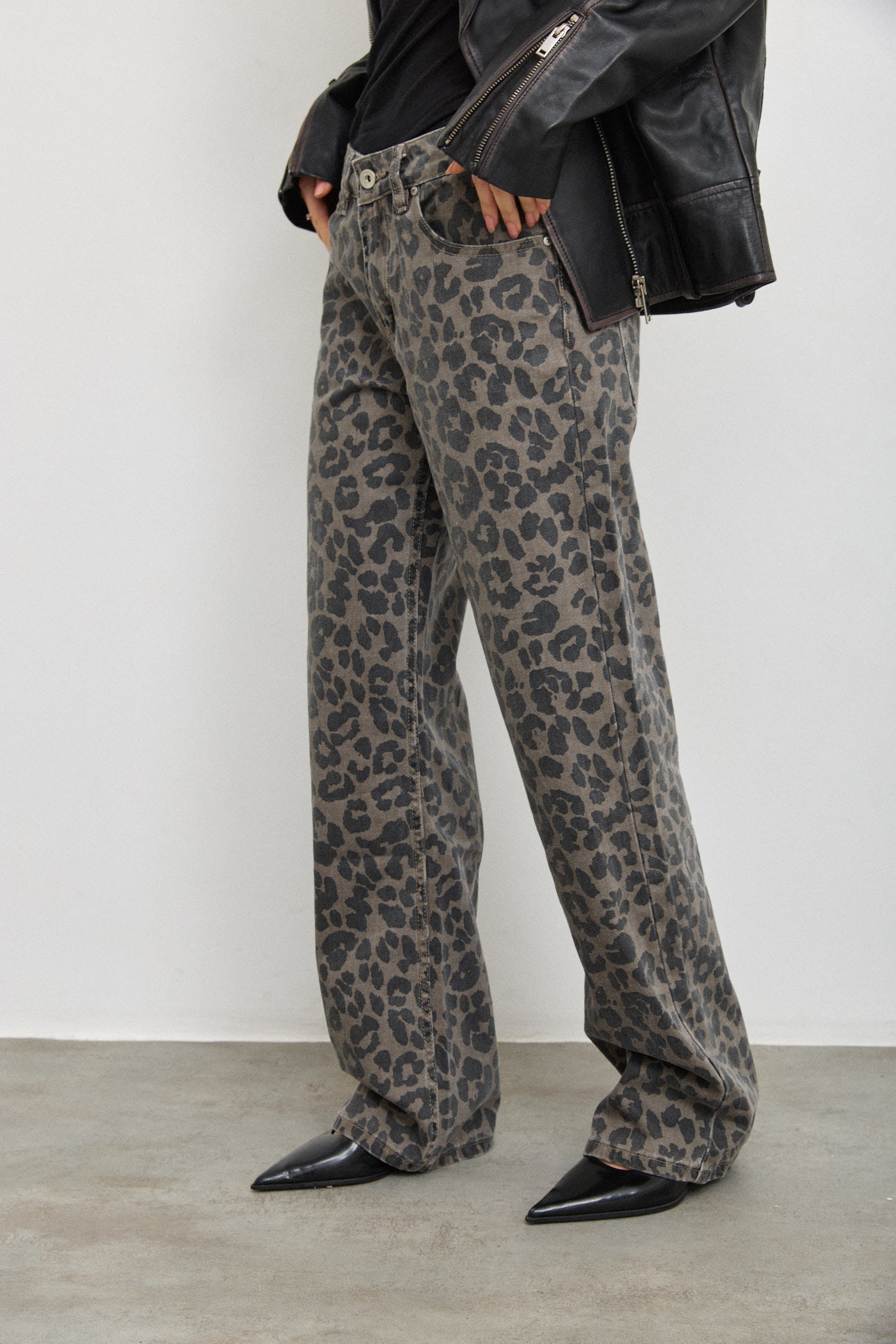 UTR ג׳ינס Latite Grey Bengal