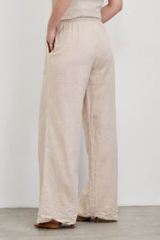 מכנסי פשתן בז׳