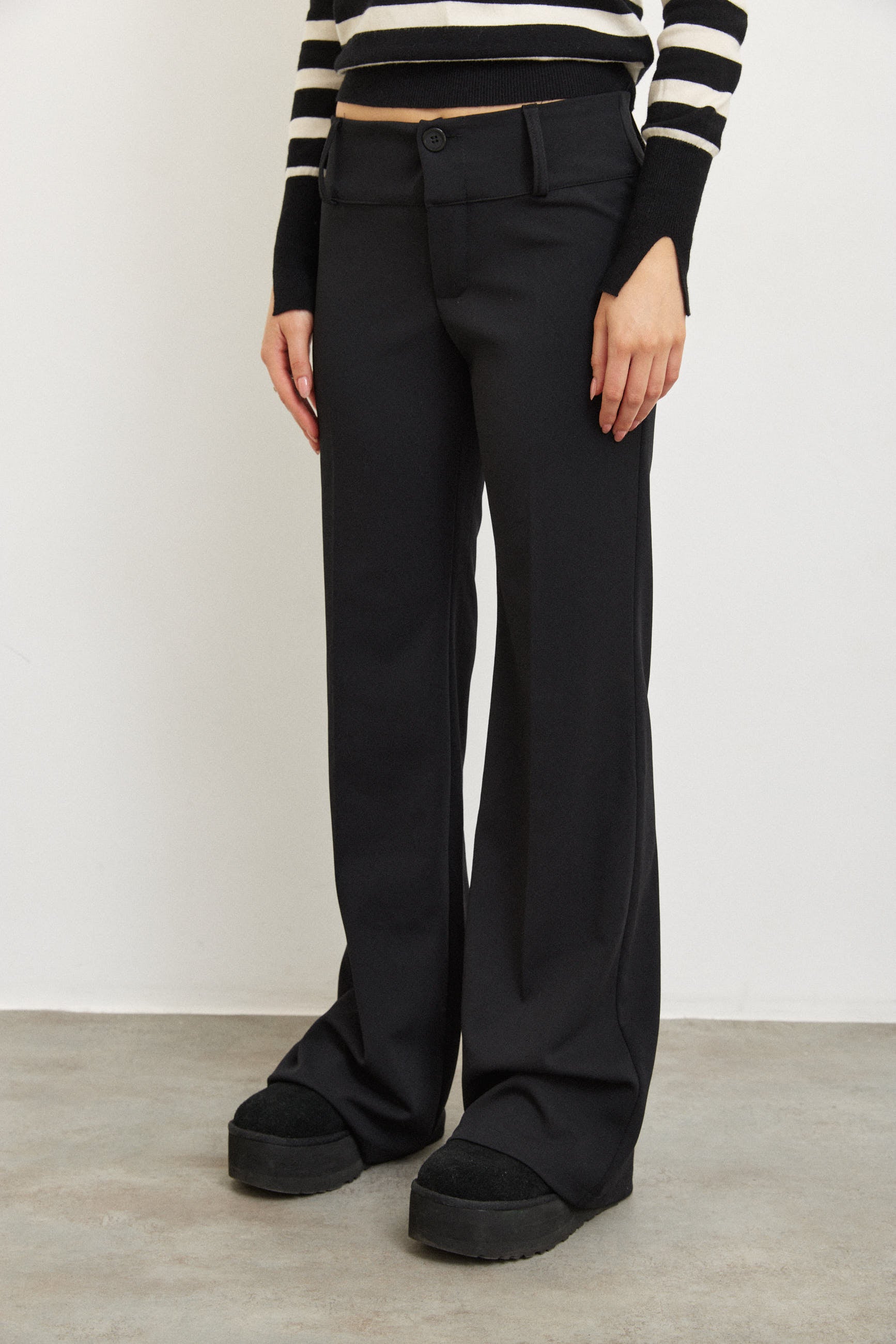 מכנסי איזבלה שחור