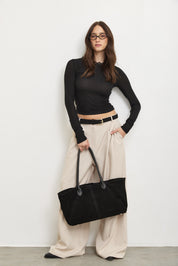 חולצת ניקי תחרה קשמיר שחורה