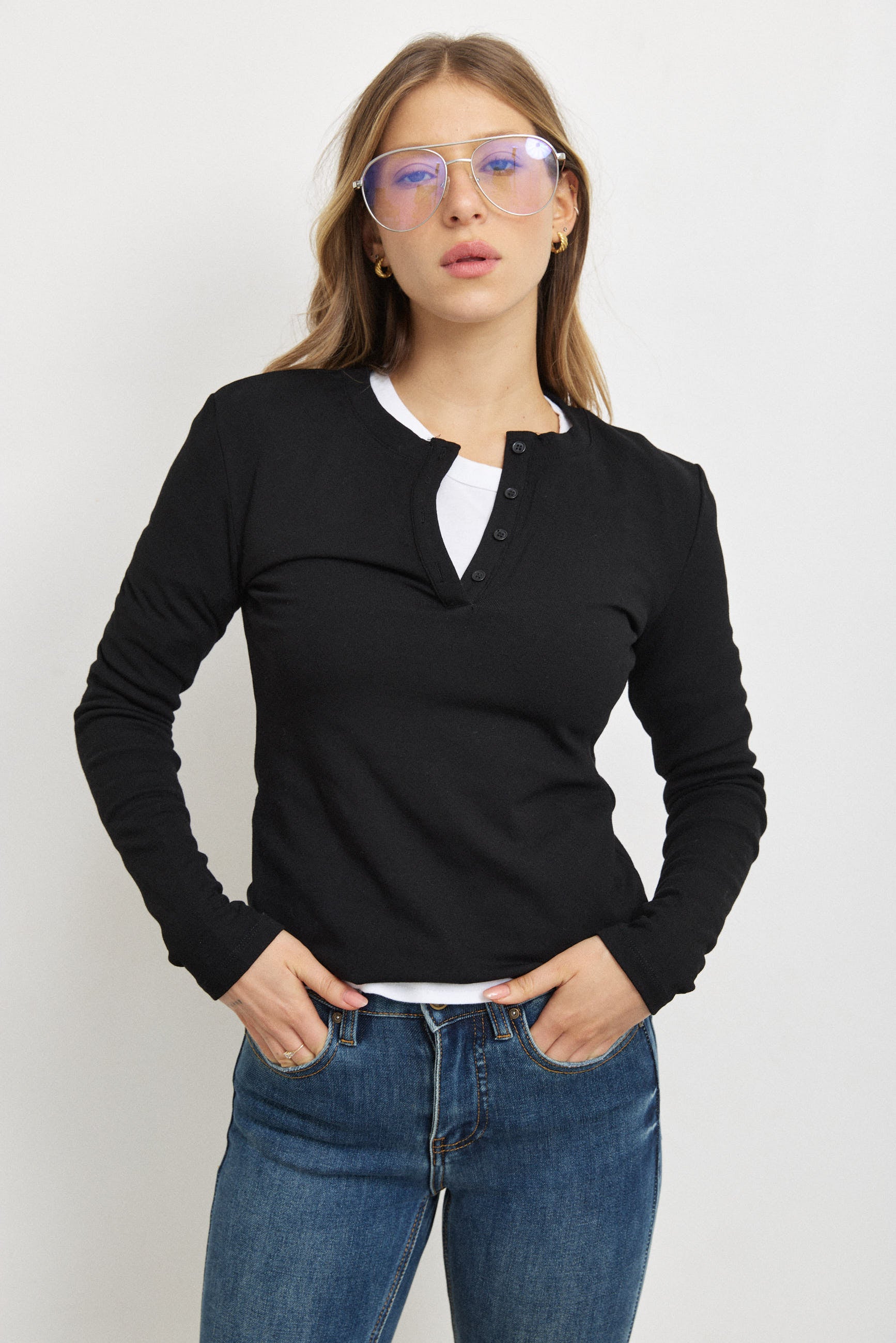 חולצת בייסיק כפתורים לומינה שחורה