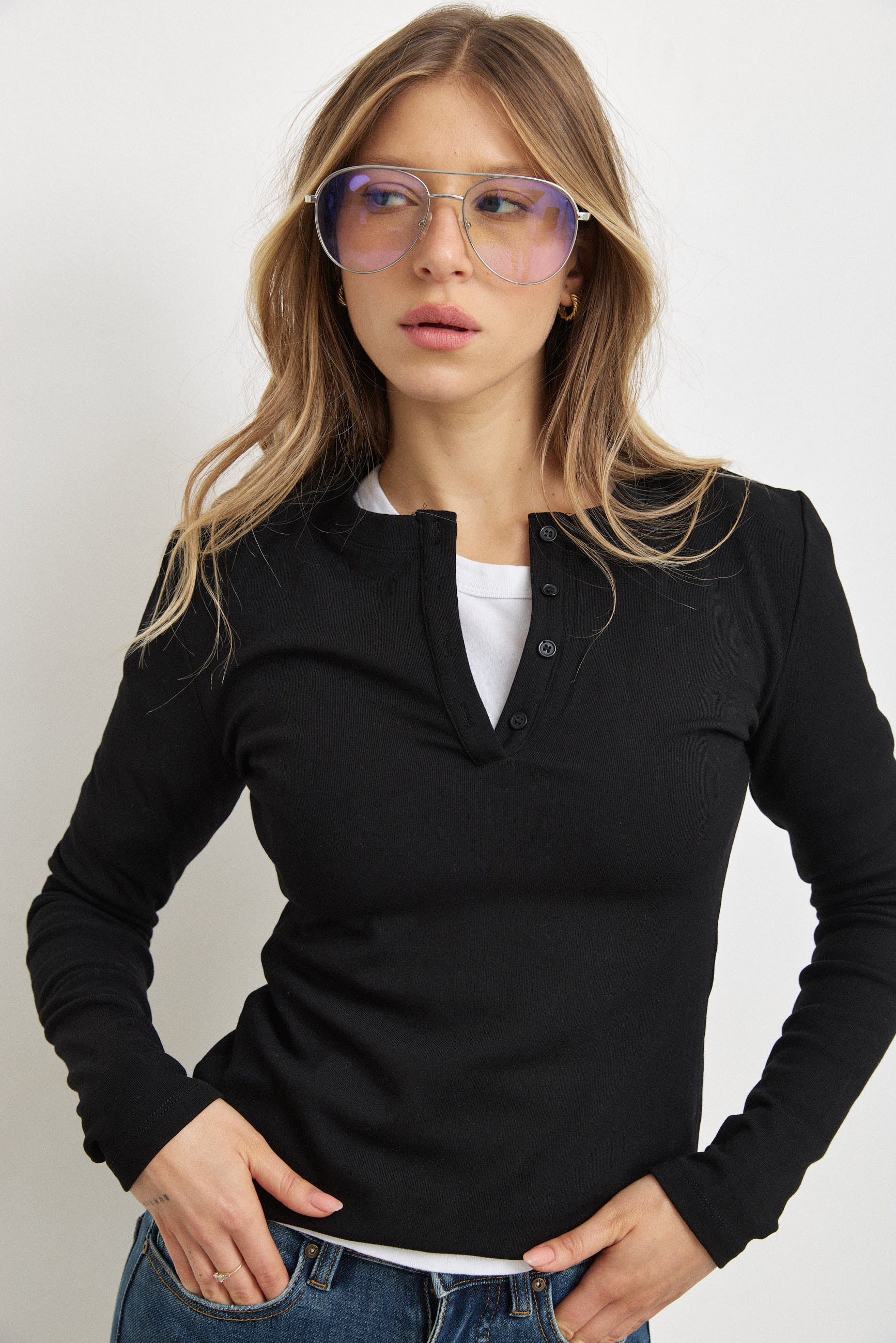 חולצת בייסיק כפתורים לומינה שחורה