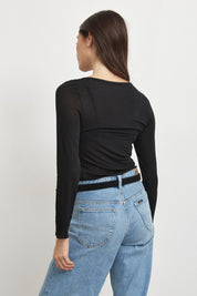 חולצת קשמיר תחרה וי שחורה