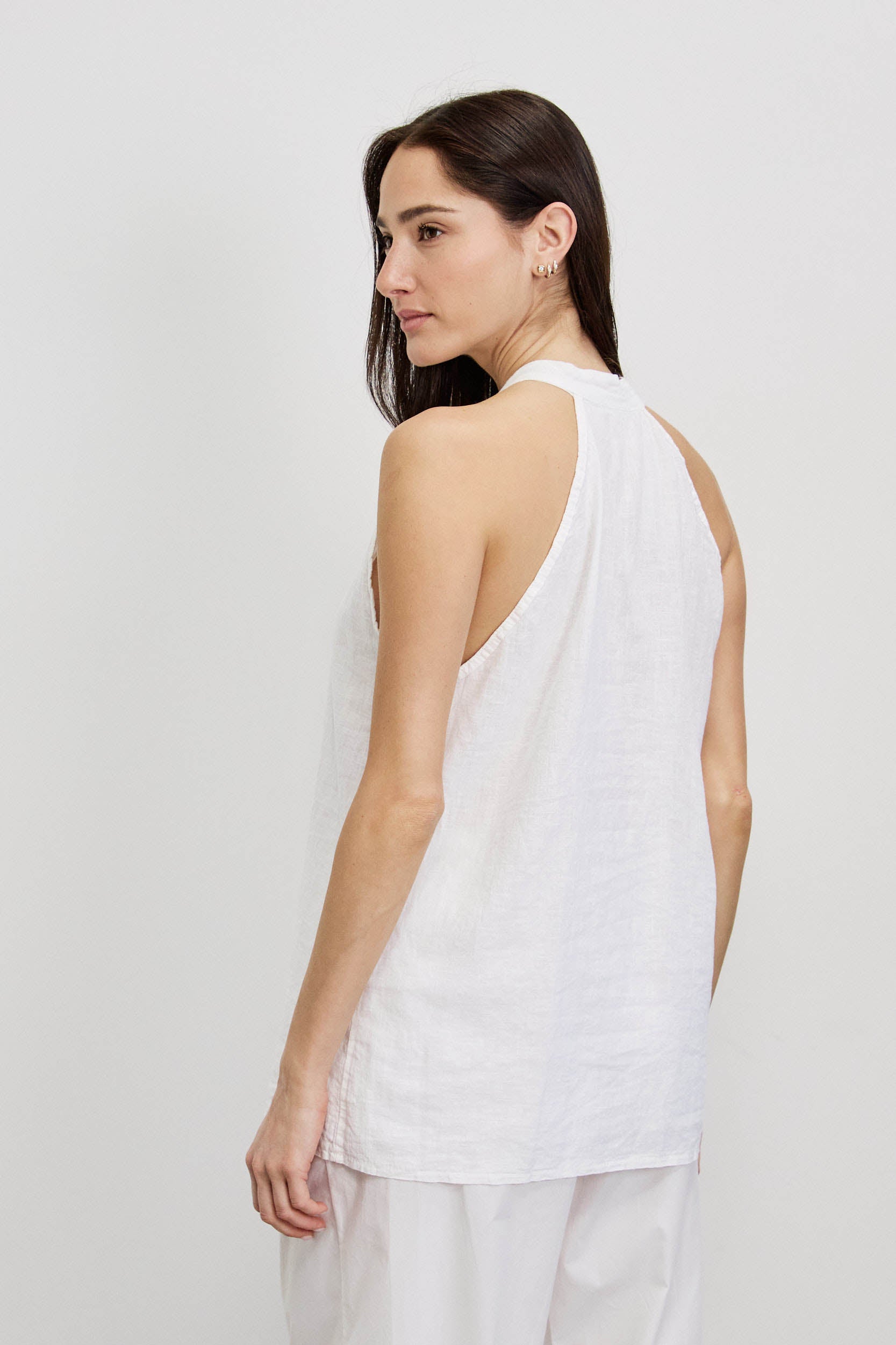 חולצת פשתן כותנה קולר לבן