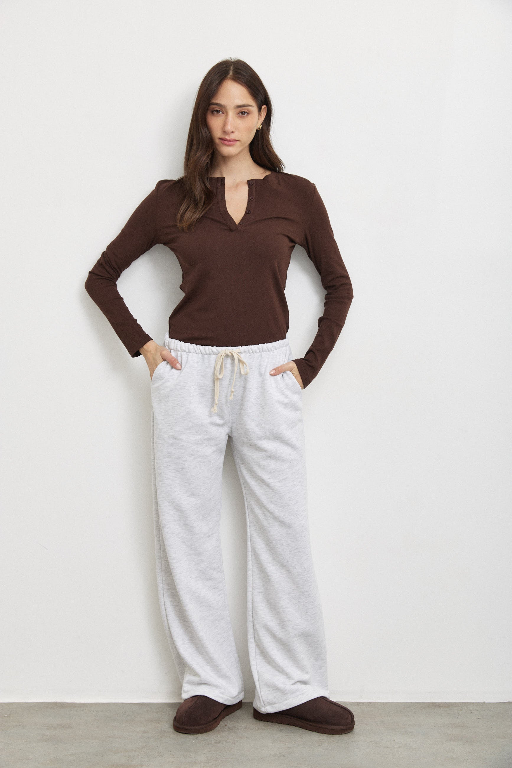 חולצת בייסיק כפתורים לומינה חומה