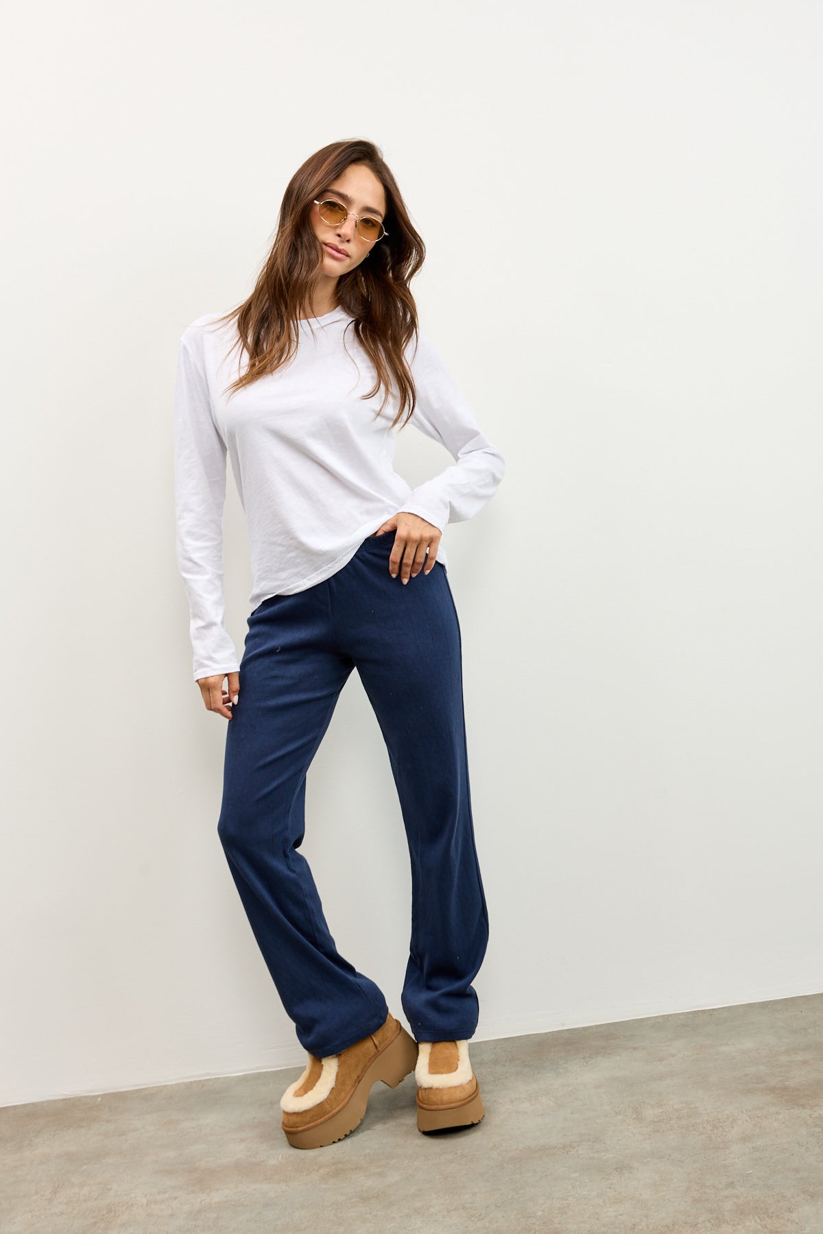 מגפוני UGG דגם CHE ניו הייט לייס חום