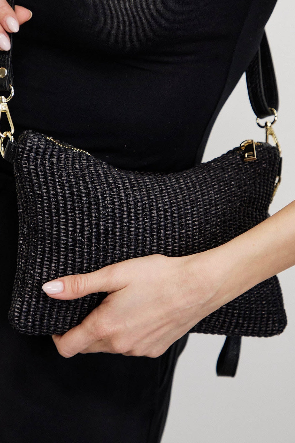 תיק קש סופיה שחור