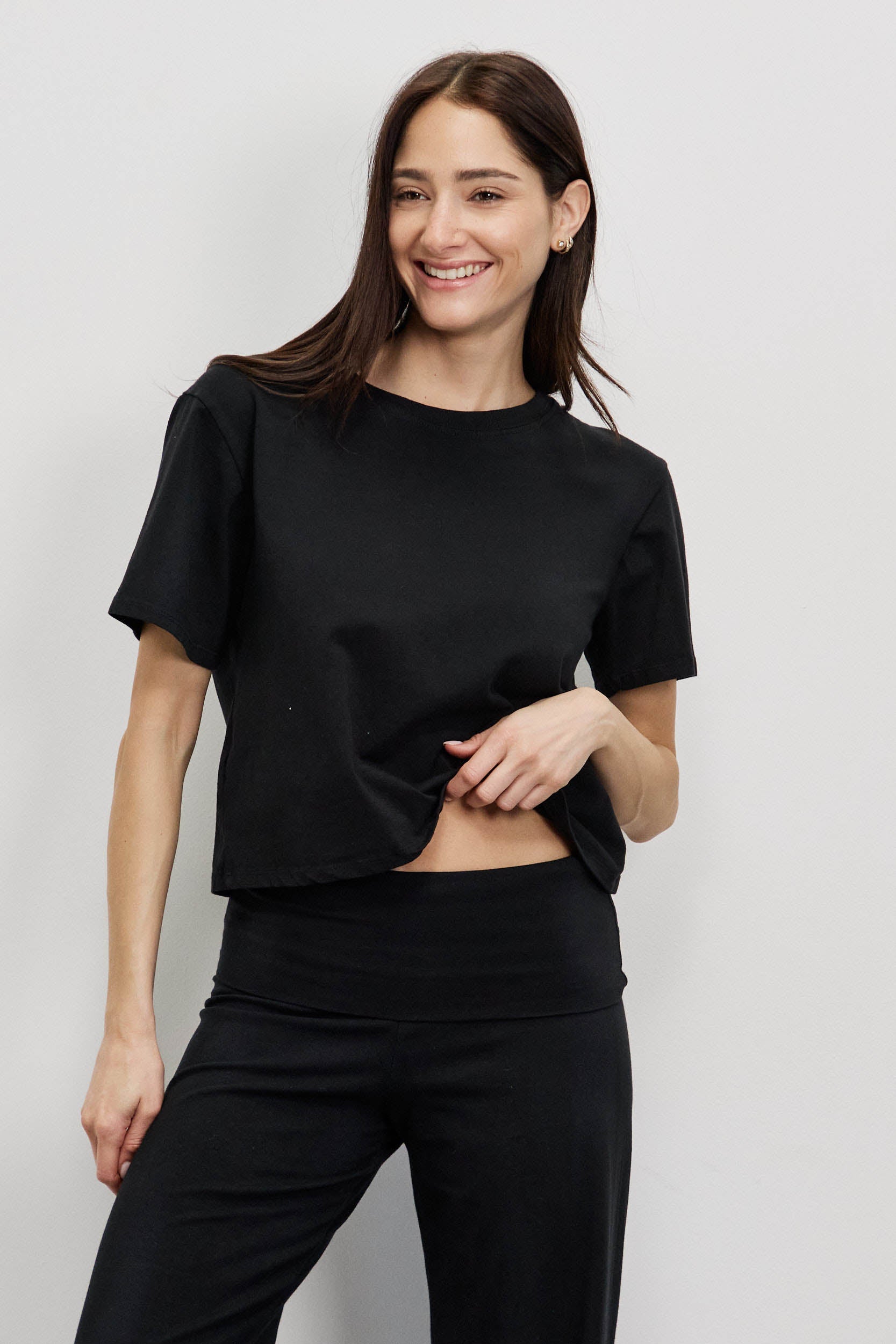 טישירט בייסיק ברנדי שחור